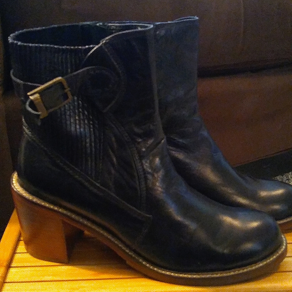 Everybody by BZ Moda Leather retro mid calf boots buckle heeled Chelsea boot